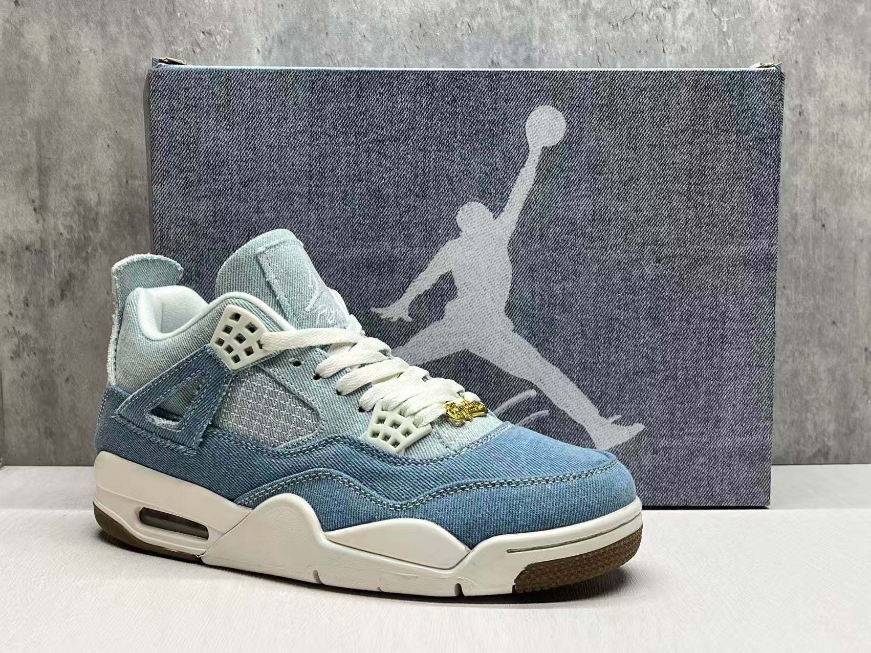 Jordan Air Jordan 4 Shoes Sneakers
