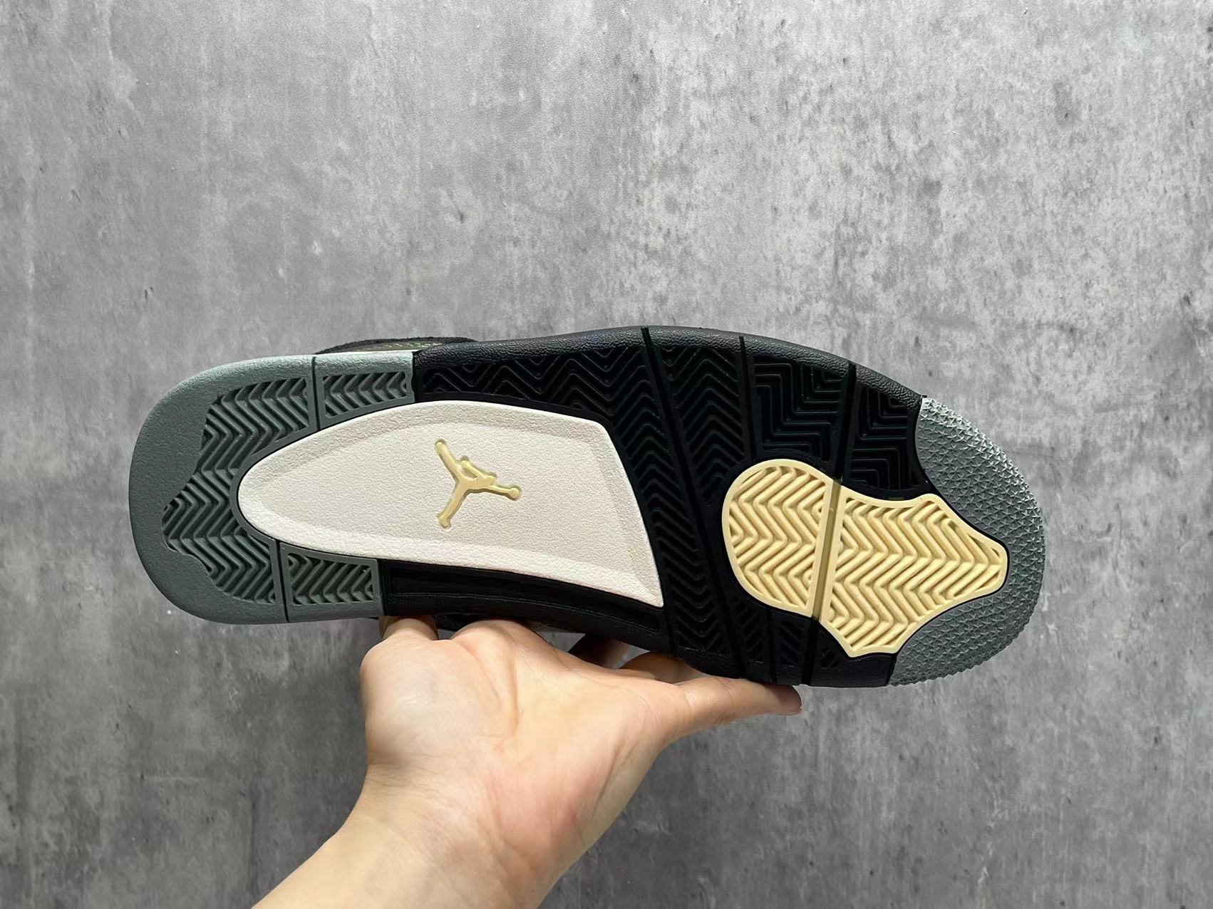 Air Jordan 4 "Olive Canvas" Shoes  Sneakers